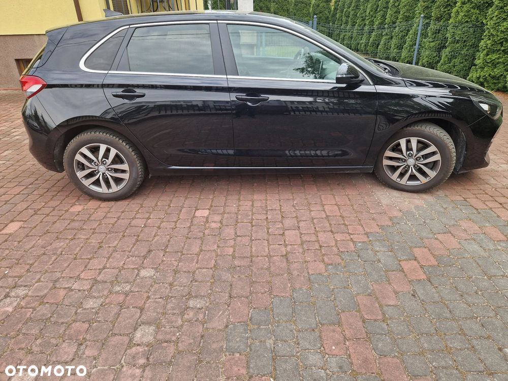 Hyundai i30 1.4 T-GDI Comfort DCT - 2