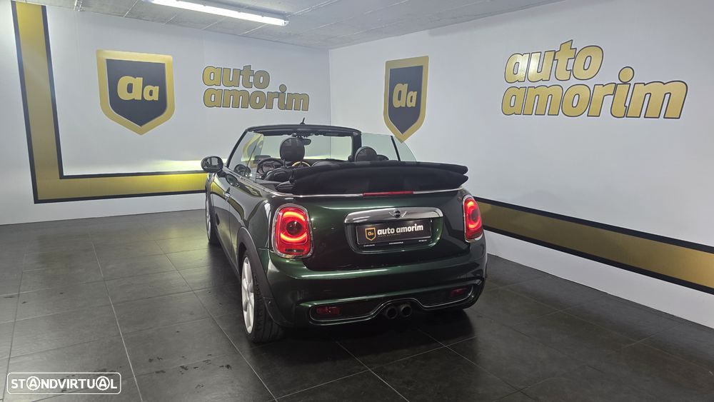 MINI Cabrio Cooper S Sidewalk - 17