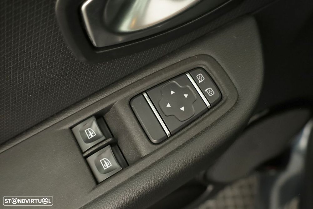 Renault Clio 1.5 dCi Limited - 22