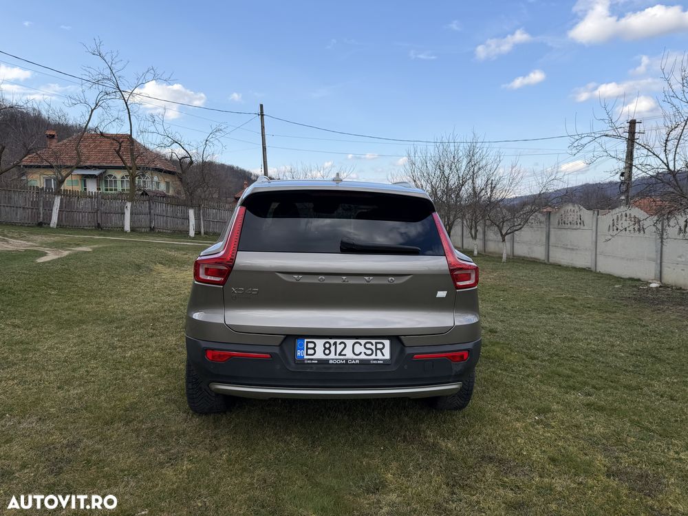 Volvo XC 40 - 5