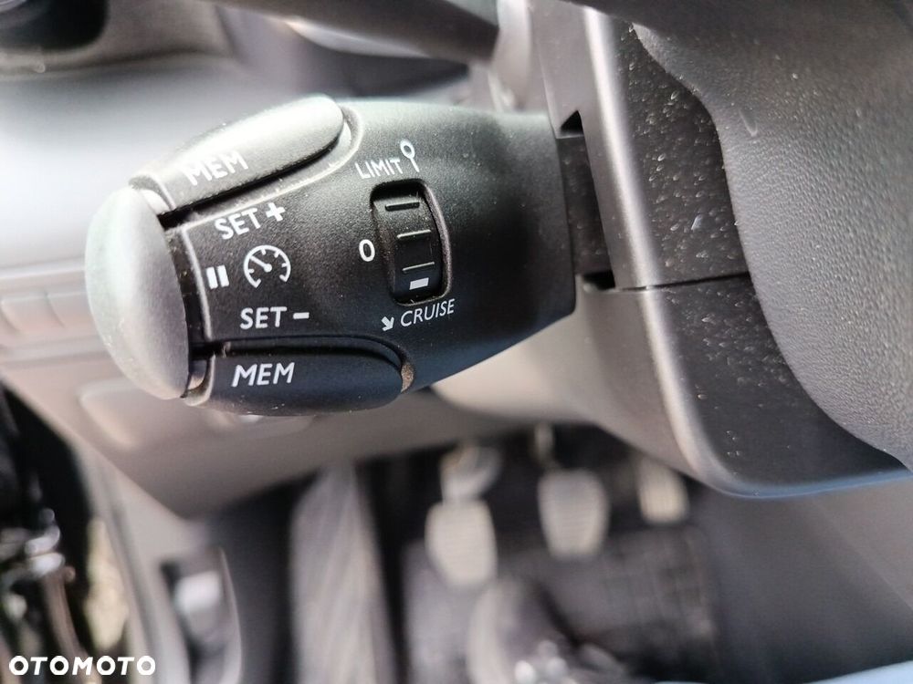 Citroën C3 Aircross 1.2 PureTech Plus S&S - 18