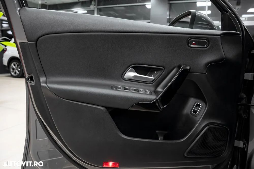 Mercedes-Benz A 200 7G-DCT Edition 2020 - 24