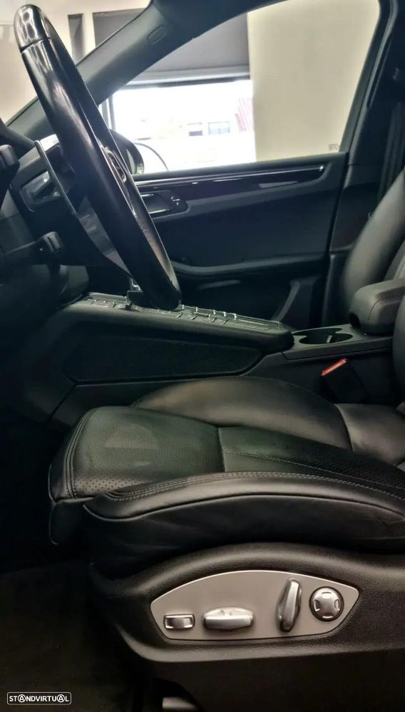 Porsche Macan - 13