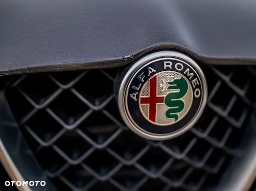 Alfa Romeo Giulia 2.9 Bi Turbo V6 Quadrifoglio - 4