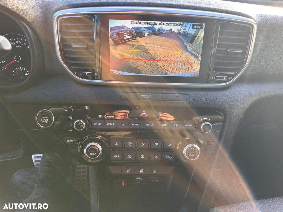 Kia Sportage - 10