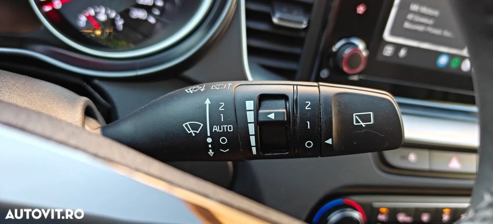 Kia XCeed 1.5 T-GDI 6MT City - 25