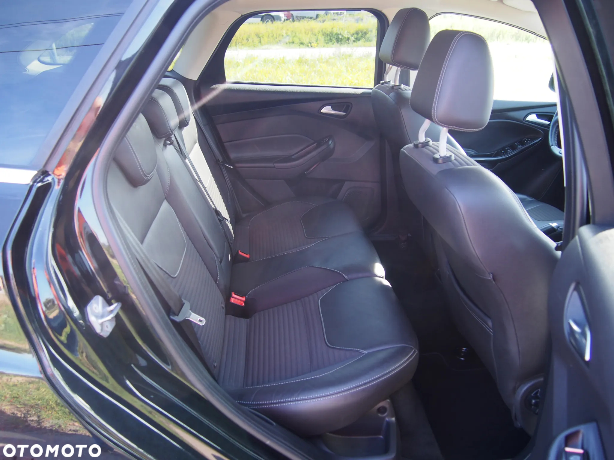 Ford Focus 1.0 EcoBoost Titanium - 14