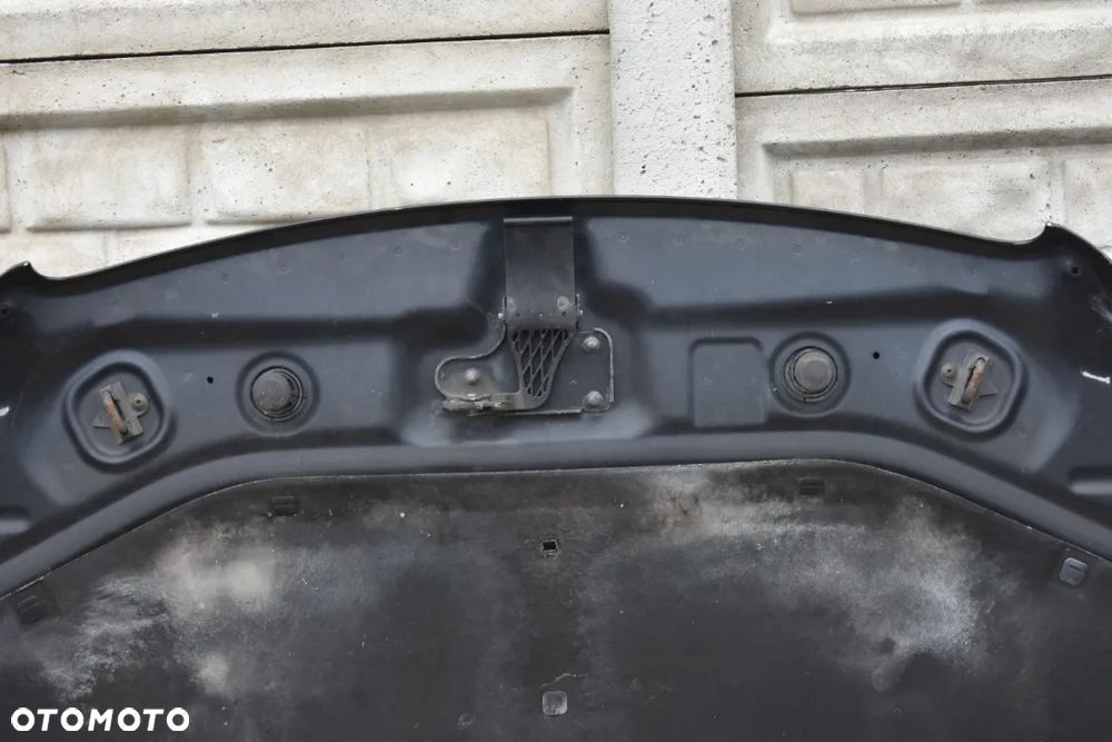 MASKA POKRYWA SILNIKA AUDI A8 D3 LZ9W PRZED LIFT - 10