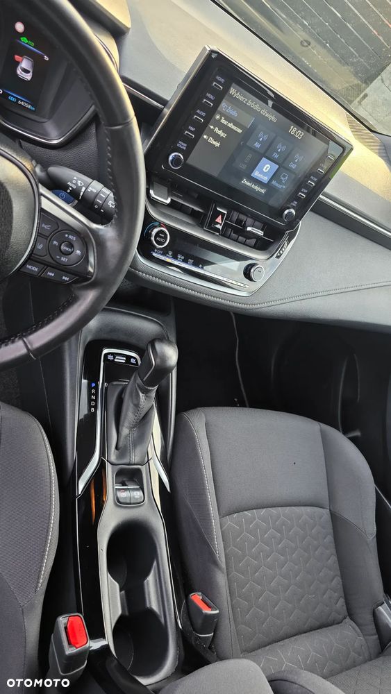 Toyota Corolla 1.8 Hybrid - 16