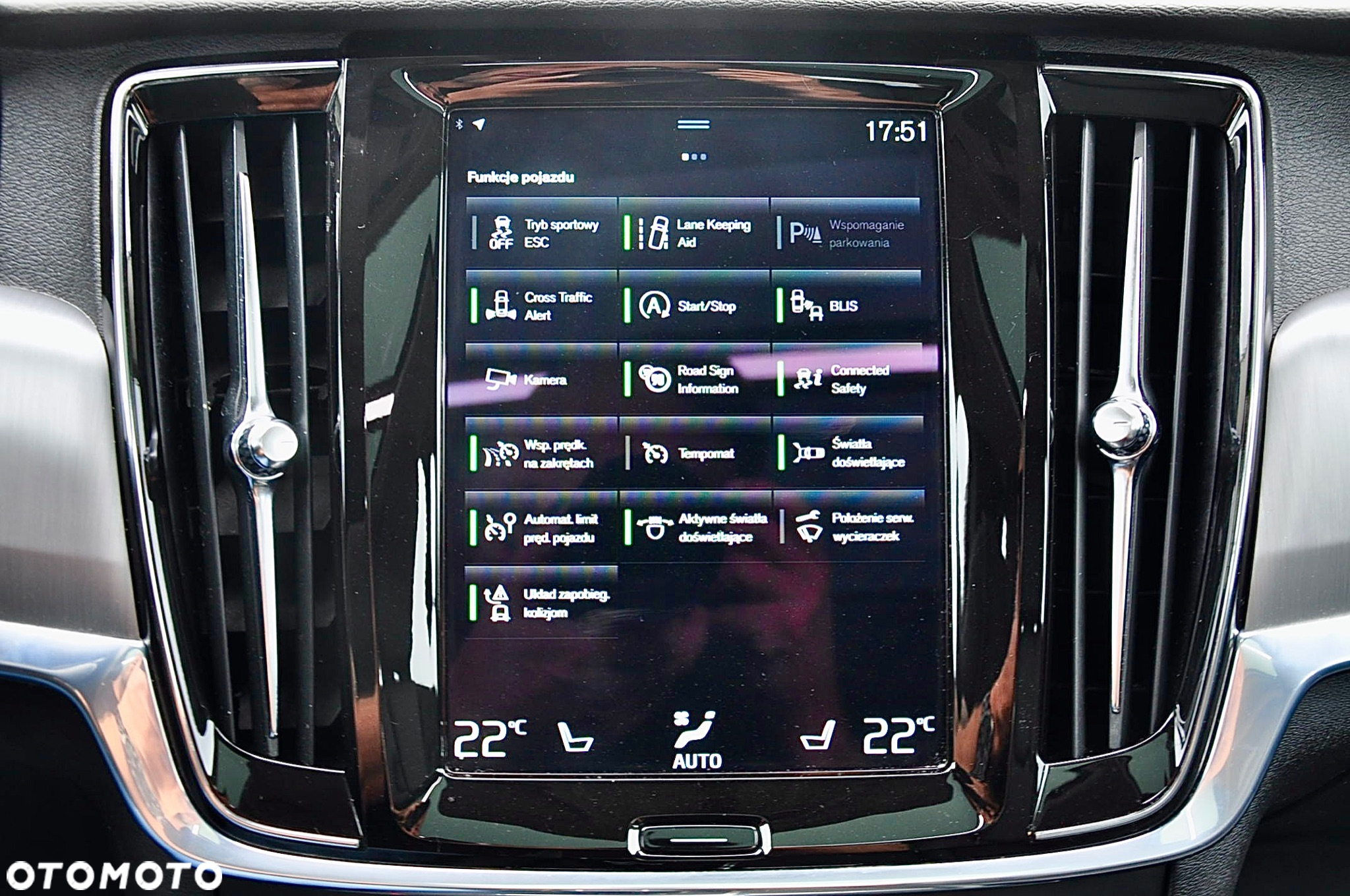 Volvo V90 D4 Geartronic Momentum Pro - 28