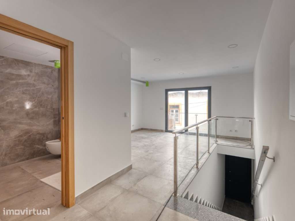 Apartamento T1 Novo junto à Biblioteca Municipal e Jardim Municipal... - Grande imagem: 2/22