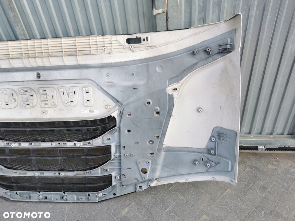 MASKA ATRAPA IVECO S WAY NOWY MODEL - 7