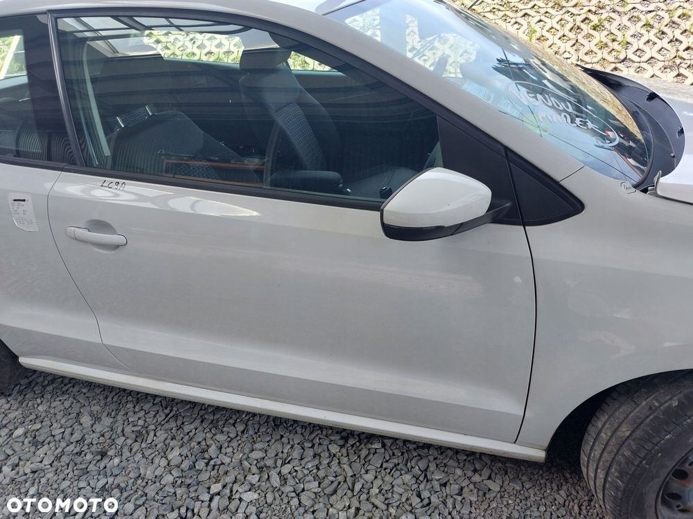 vw polo v 6r 6c 3d 08-17r drzwi prawe lc9a europa kompletne - 1