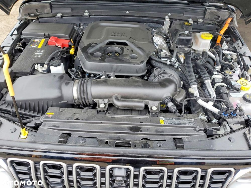 Jeep Wrangler Unlimited 2.0 Turbo PHEV 4xe Sahara - 12