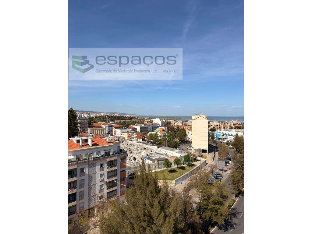 Apartamento T3 na Quinta do Património, Sacavém - Grande imagem: 2/18