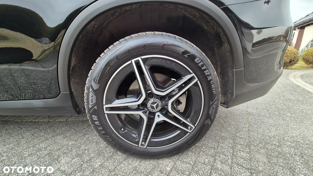 Mercedes-Benz GLC 300 4-Matic - 18