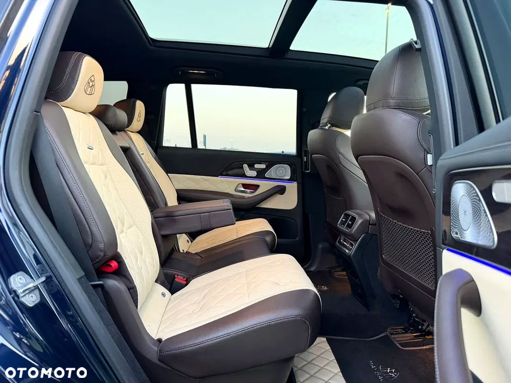 Mercedes-Benz GLS - 17