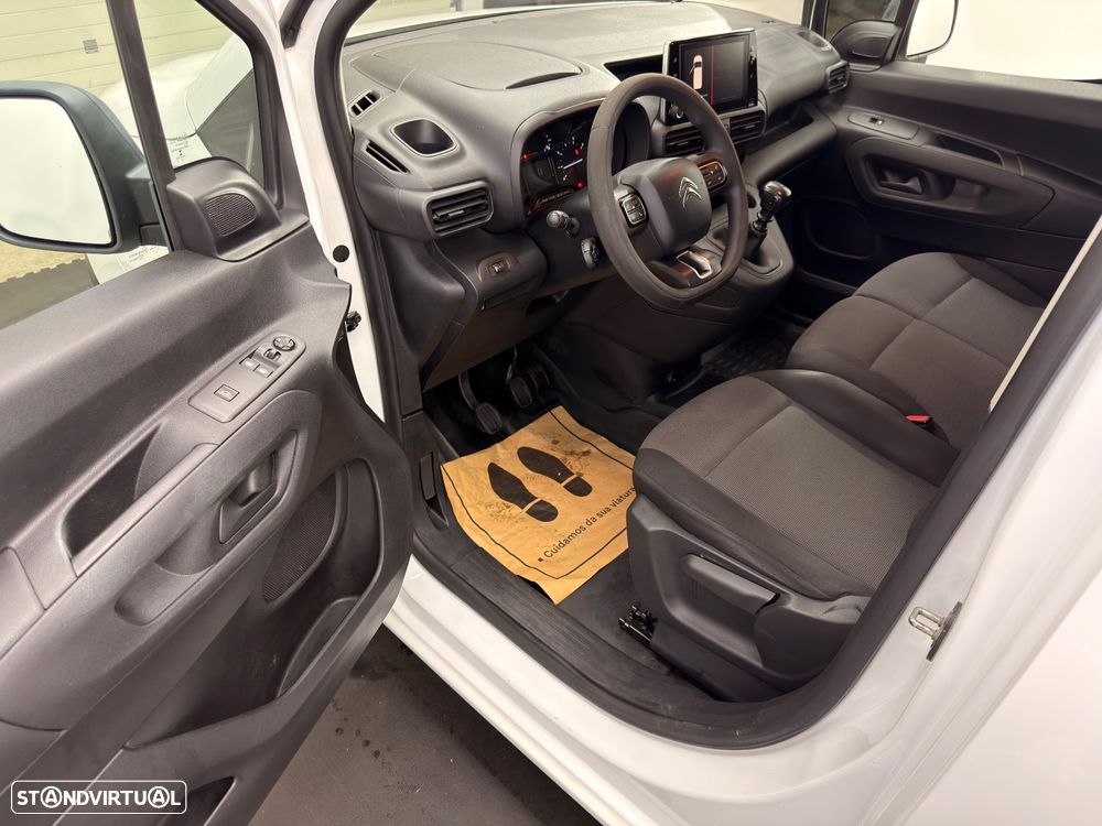 Citroën BERLINGO 1,5 HDI 3 LUGARES - 11