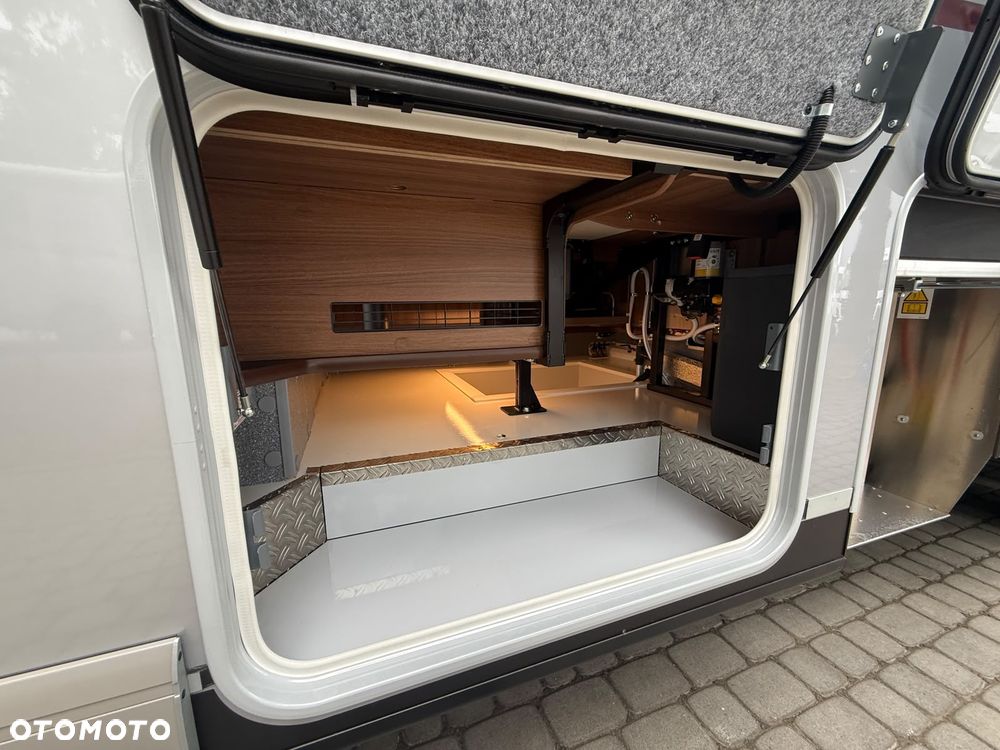 Carthago E-Line I64QB XL - WYPRZEDAŻ 2026 ALDE, MERCEDES - 17