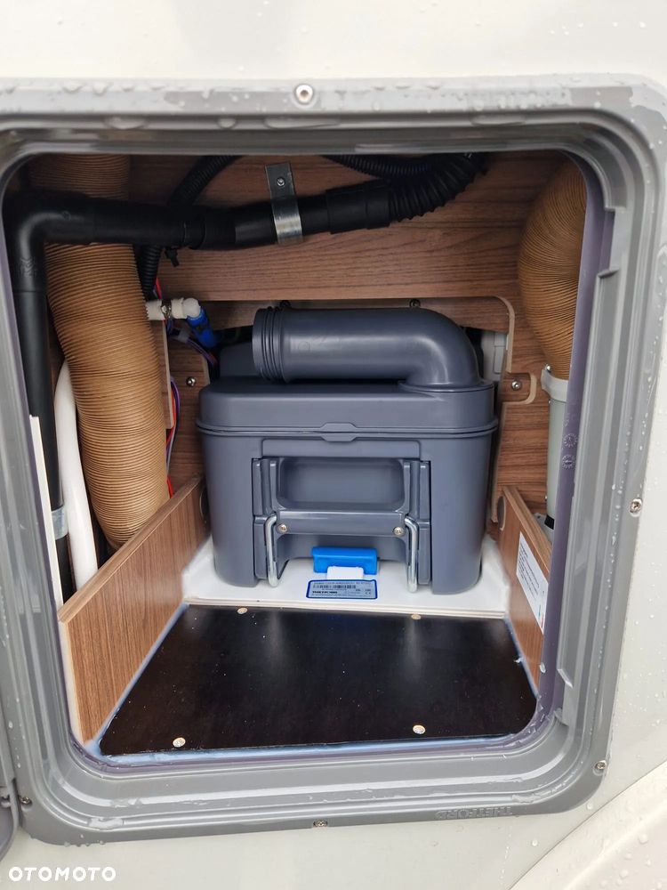 KNAUS TOURER VAN 500 MQ SMC EDITION 20 JAHRE 2 ŁÓŻKA FV23% HAK - 27