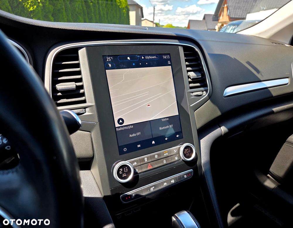 Renault Megane 1.3 TCe FAP Techno EDC - 27