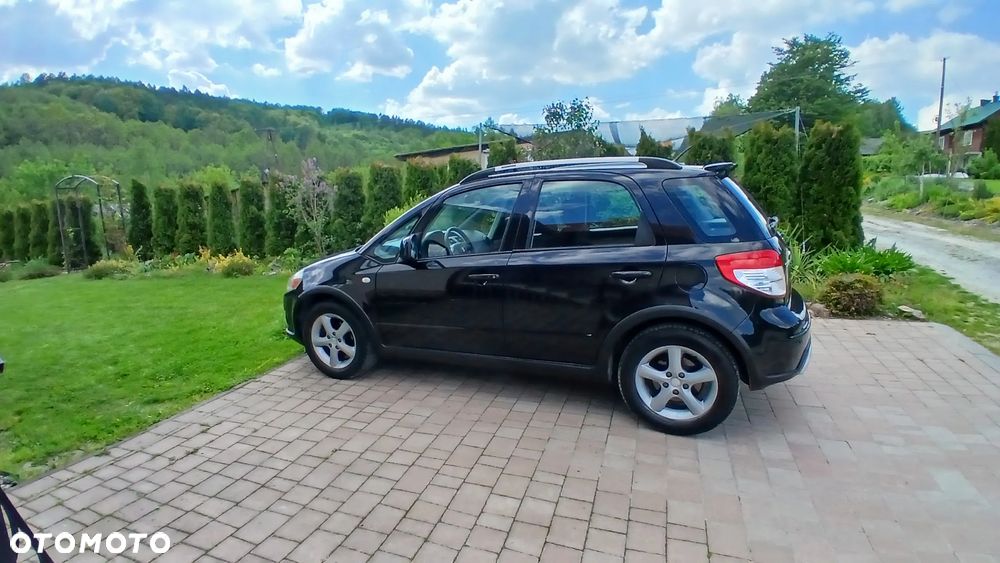 Suzuki SX4 2.0 4WD - 8