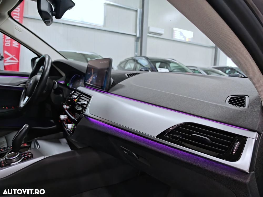 BMW Seria 5 520e AT PHEV - 12
