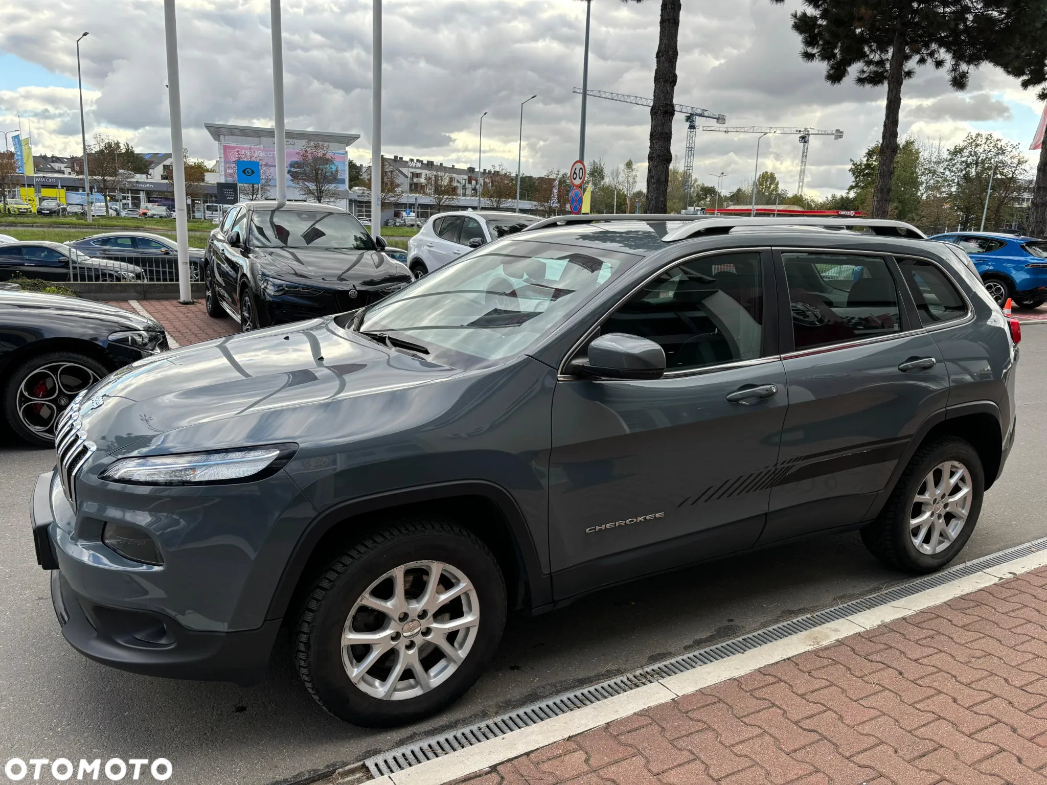 Jeep Cherokee 2.0 MJD Active Drive I Longitude - 2