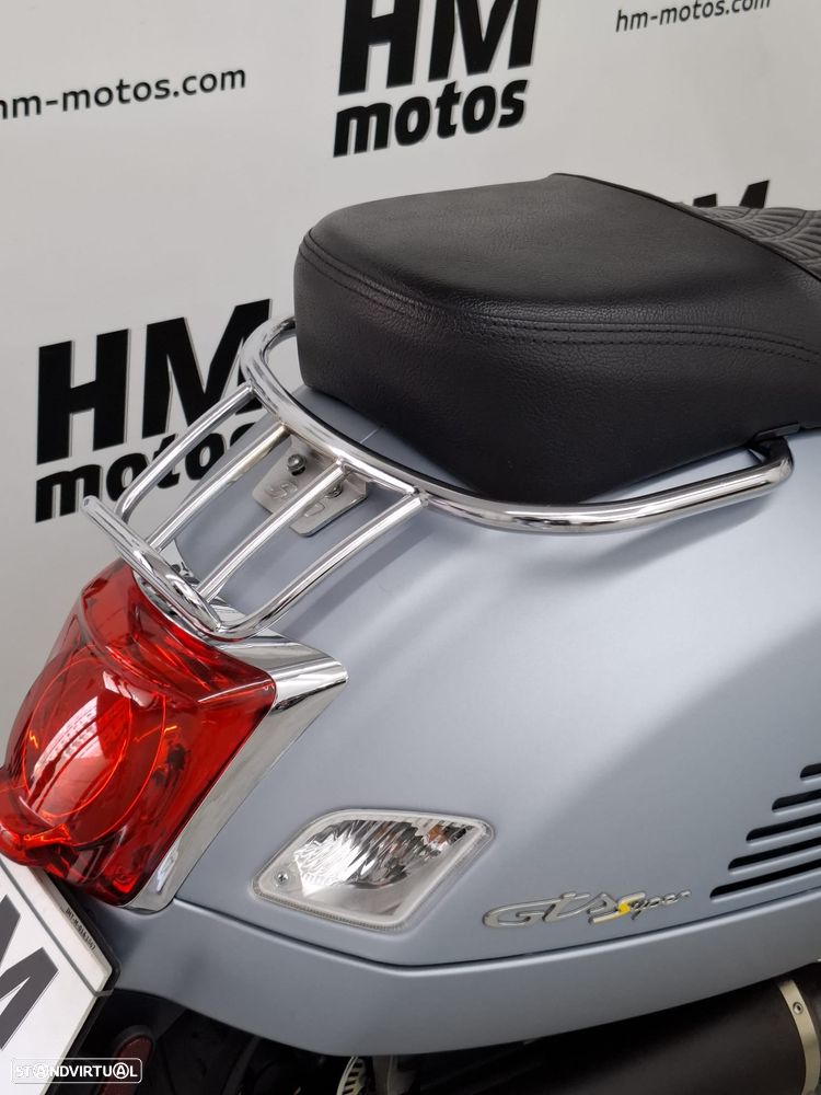 Vespa GTS Super TECH - 17