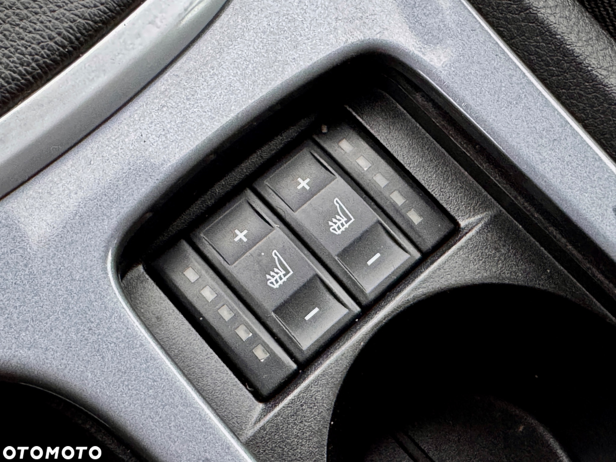 Ford Mondeo 2.0 TDCi Ambiente PowerShift - 8