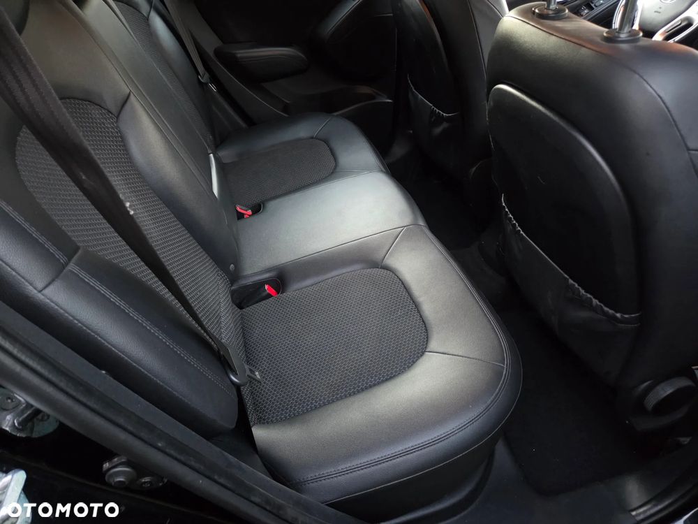 Hyundai ix35 1.7 CRDi Premium 2WD - 8