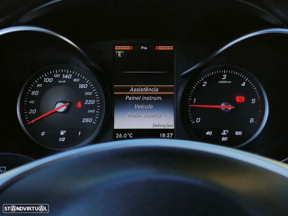 Mercedes-Benz C 220 d AMG Line - 52
