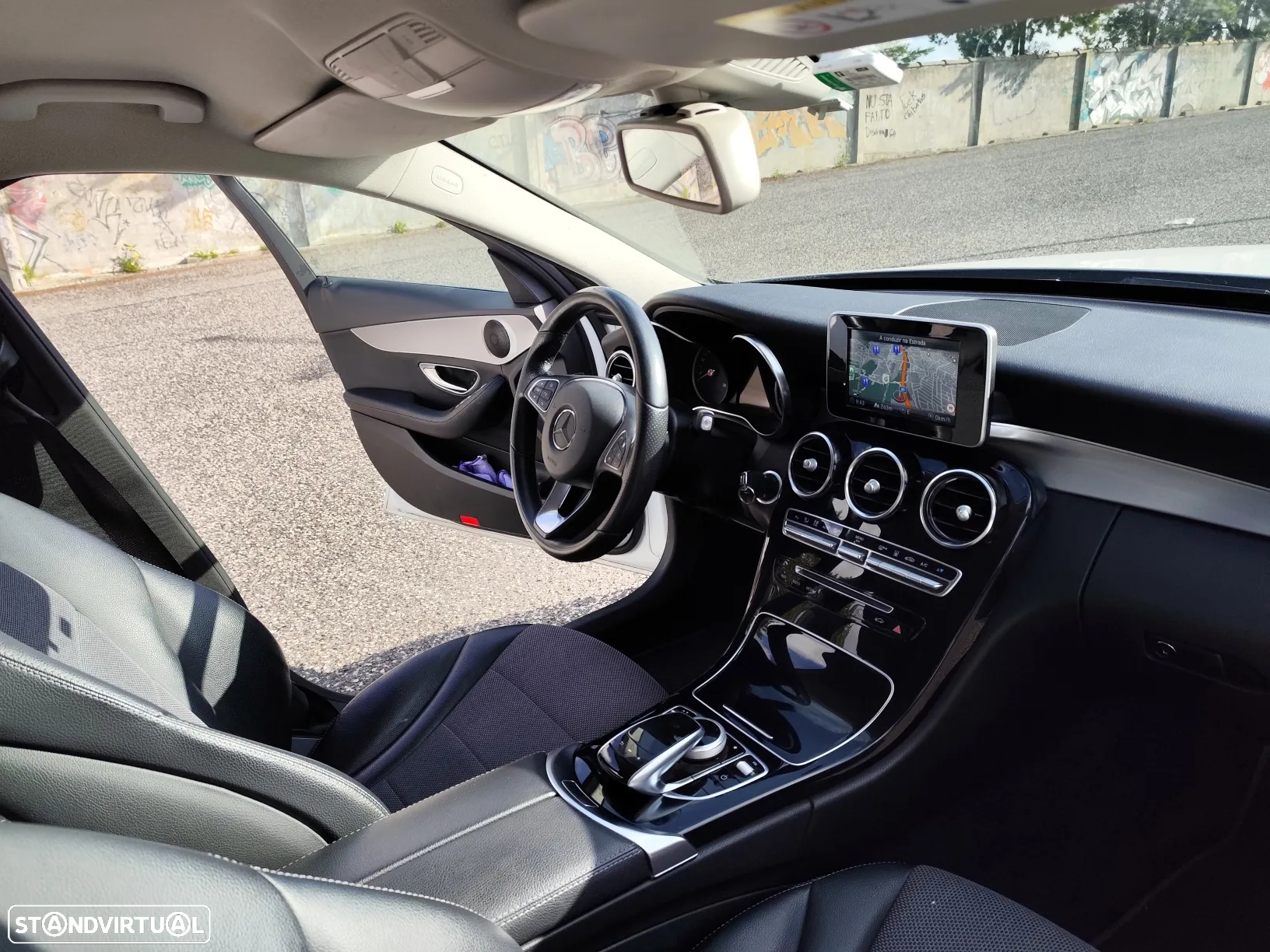 Mercedes-Benz C 350 e - 8