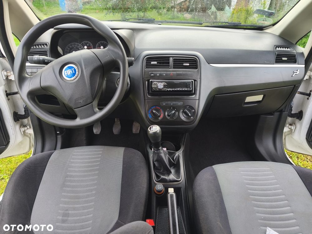 Fiat Grande Punto - 5