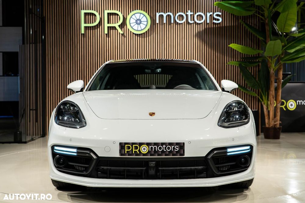 Porsche Panamera - 21