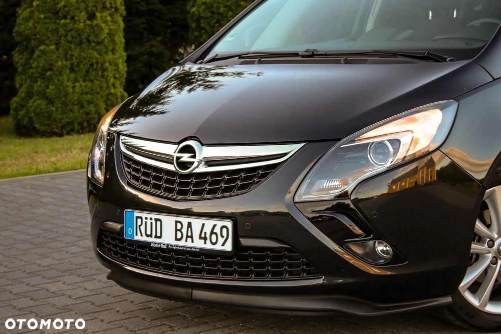 Opel Zafira 1.8 Cosmo - 17