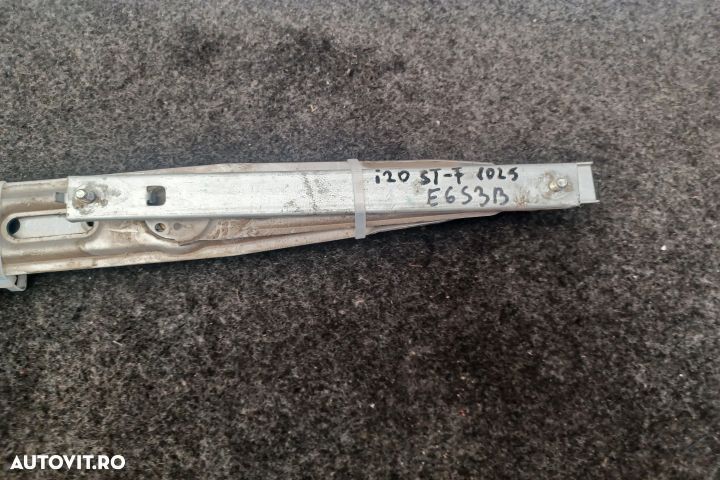 Macara geam fata stanga electrica 988101J110 988101J110 Hyundai i20 2 - 2