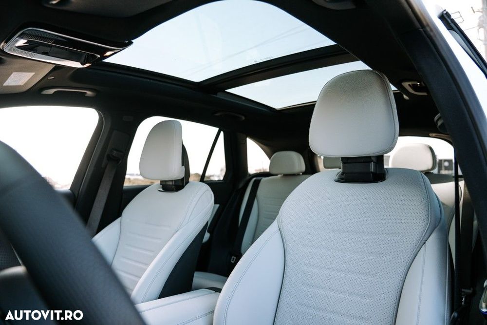 Mercedes-Benz GLC - 21