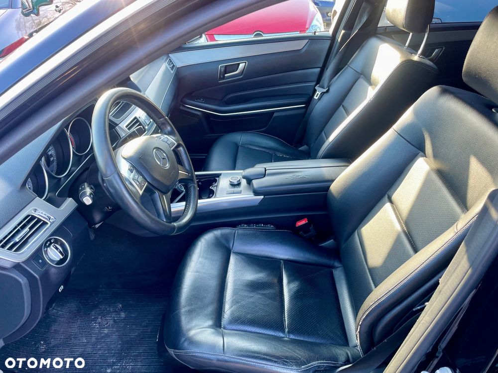 Mercedes-Benz Klasa E 220 BlueTEC 9G-TRONIC - 21
