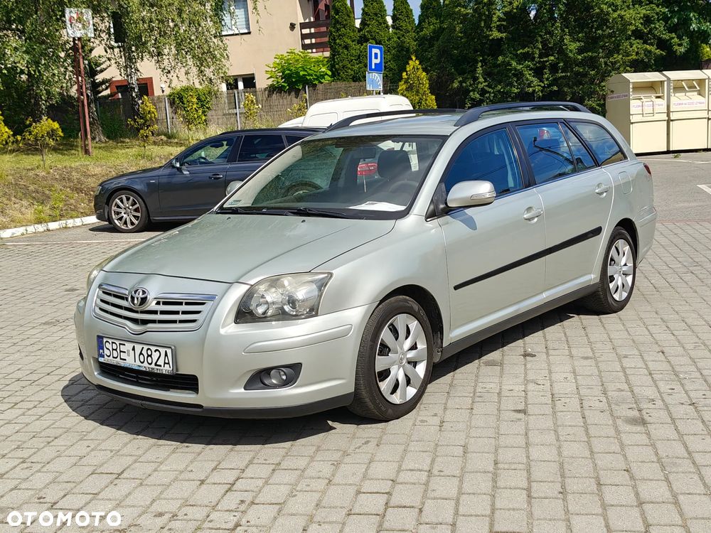Toyota Avensis 2.0 D-4D Premium - 16