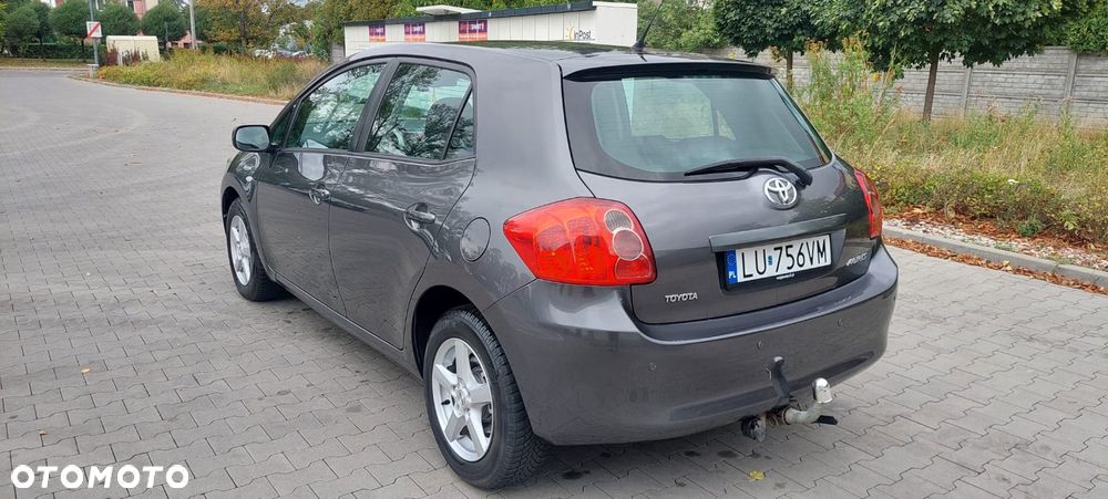 Toyota Auris 1.4 D-4D - 7