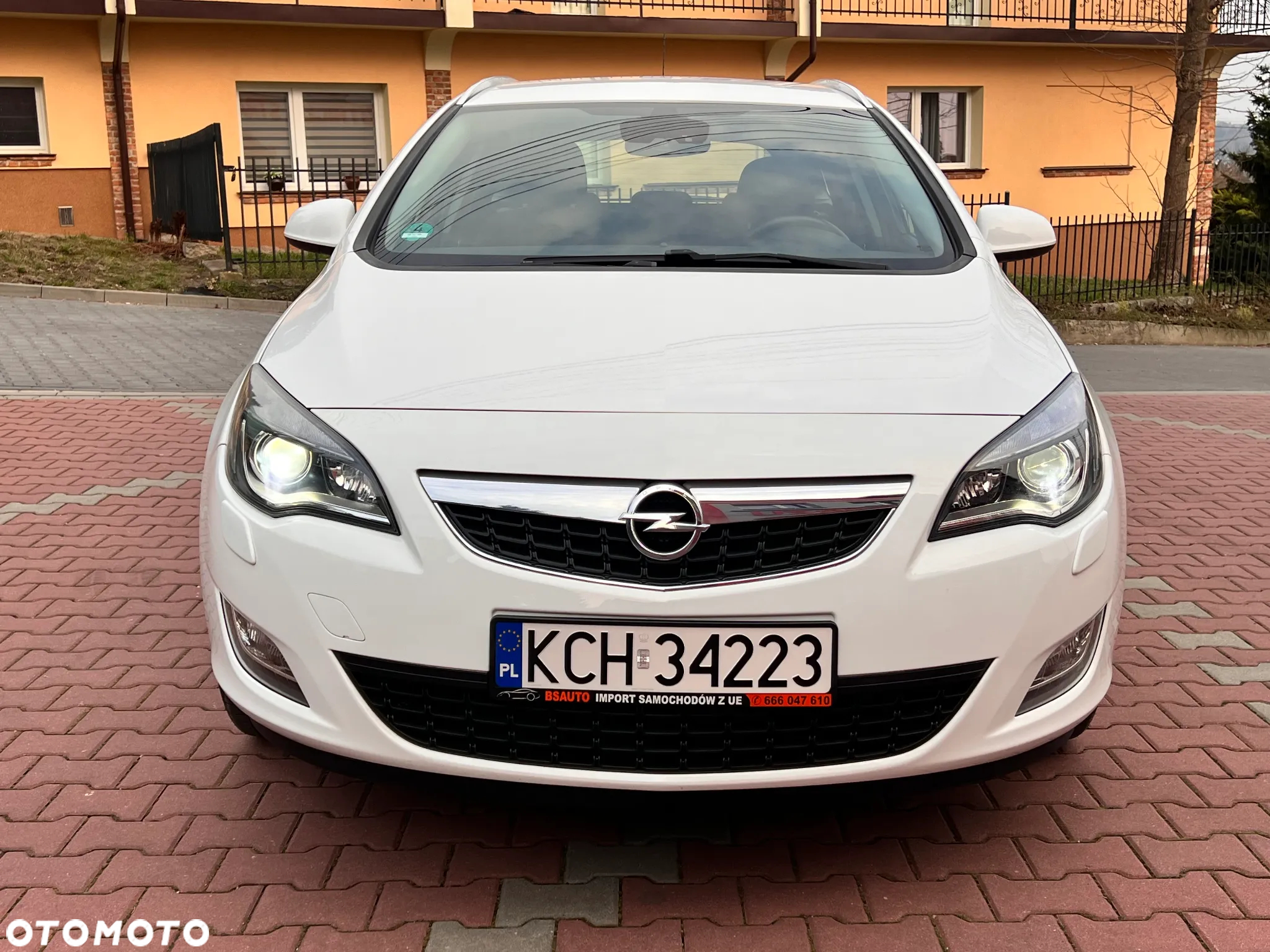 Opel Astra IV 1.6 T Sport - 13