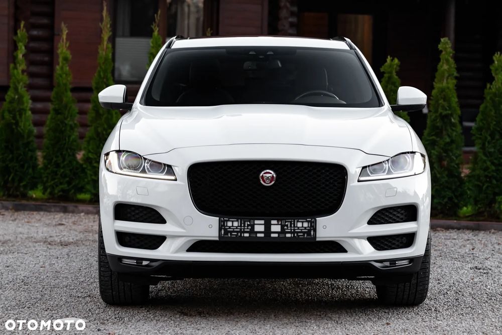 Jaguar F-Pace 25d AWD Prestige - 4