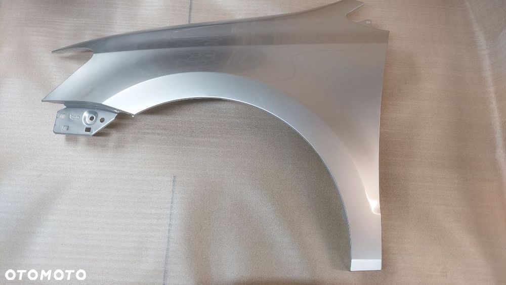 VW POLO 5 V 6R 09-17 BŁOTNIK LEWY LUB PRAWY LA7W CYNK - 1