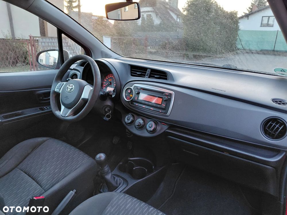 Toyota Yaris 1.0 VVT-i Life - 9