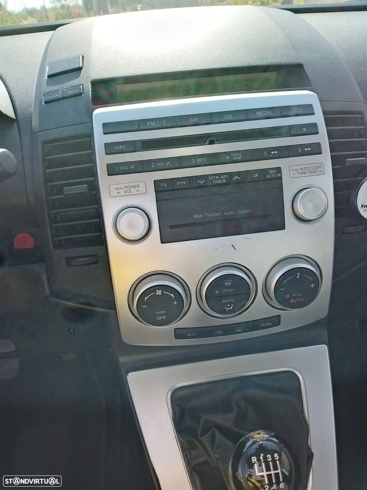 Mazda 5 - 10
