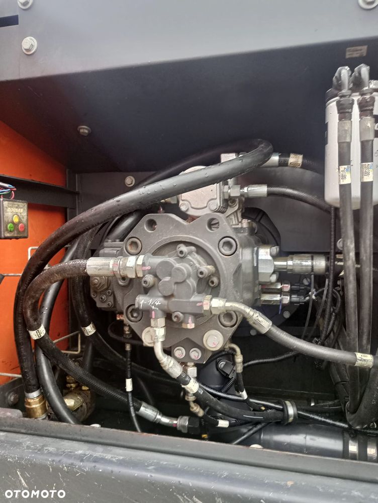 Doosan 255 LC-5 - 13