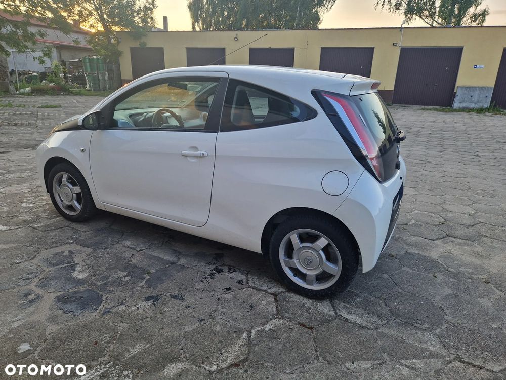 Toyota Aygo x-cite - 6