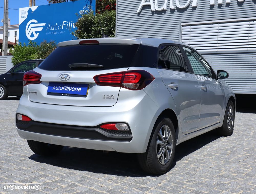 Hyundai i20 - 20