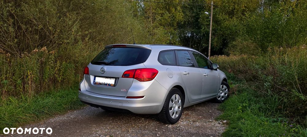 Opel Astra 1.6 Sports Tourer Automatik - 4